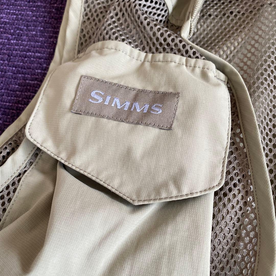ＳＩＭＭＳ　シムス　フライベスト　美品　未使用