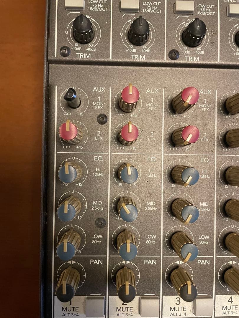 MACKIE 1202-VLZ 12チャンネル アナログミキサー ケース付き