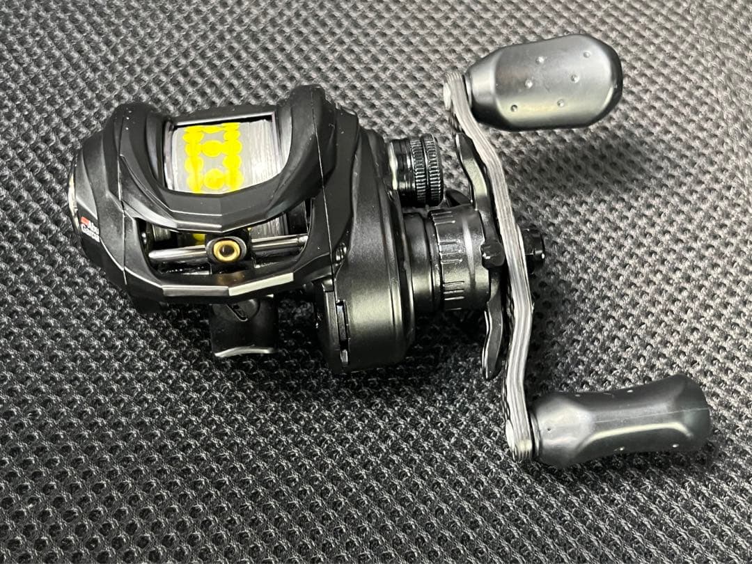 Abu Garcia ROXANI BF8 ブラック ベイトリール