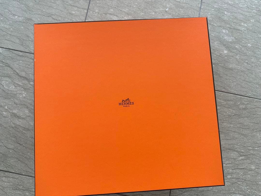 HERMES エルメス　バーキン35 空箱　 ボックス 大　保存袋