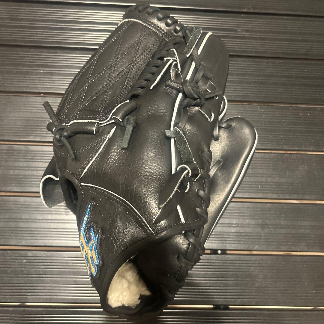 ハイゴールド　投手用グローブ　未型付け　王冠