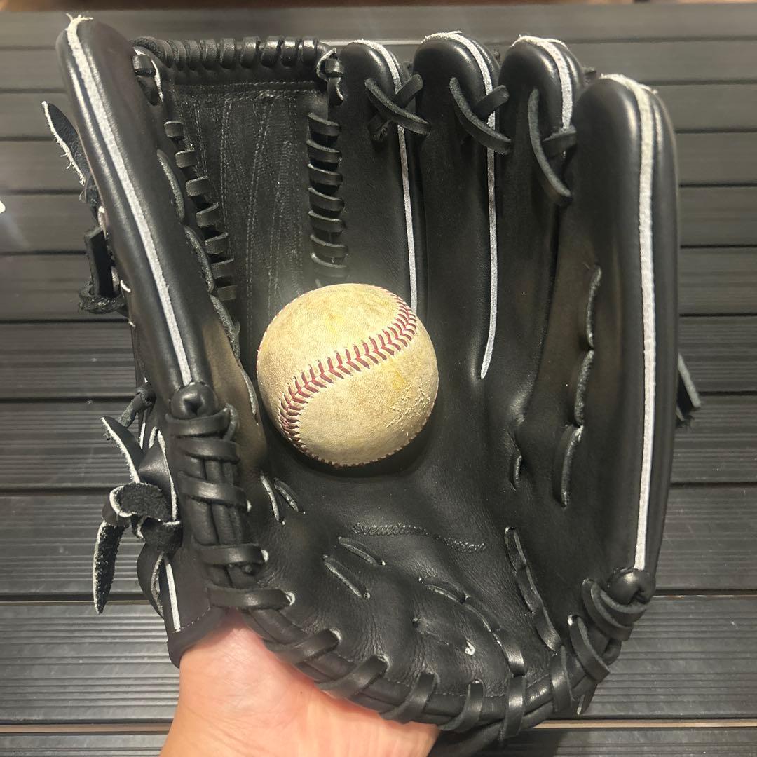 ハイゴールド　投手用グローブ　未型付け　王冠
