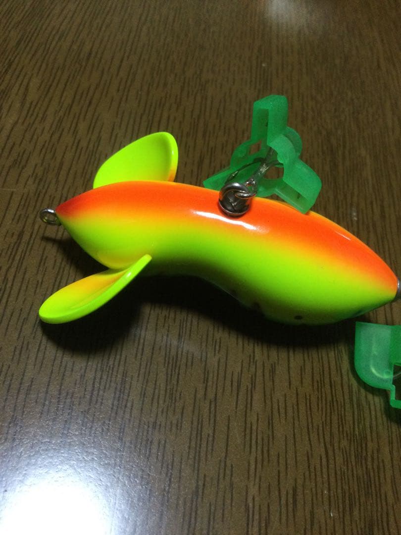 バルサ50 トップウォーター　ルアー　ノイジー