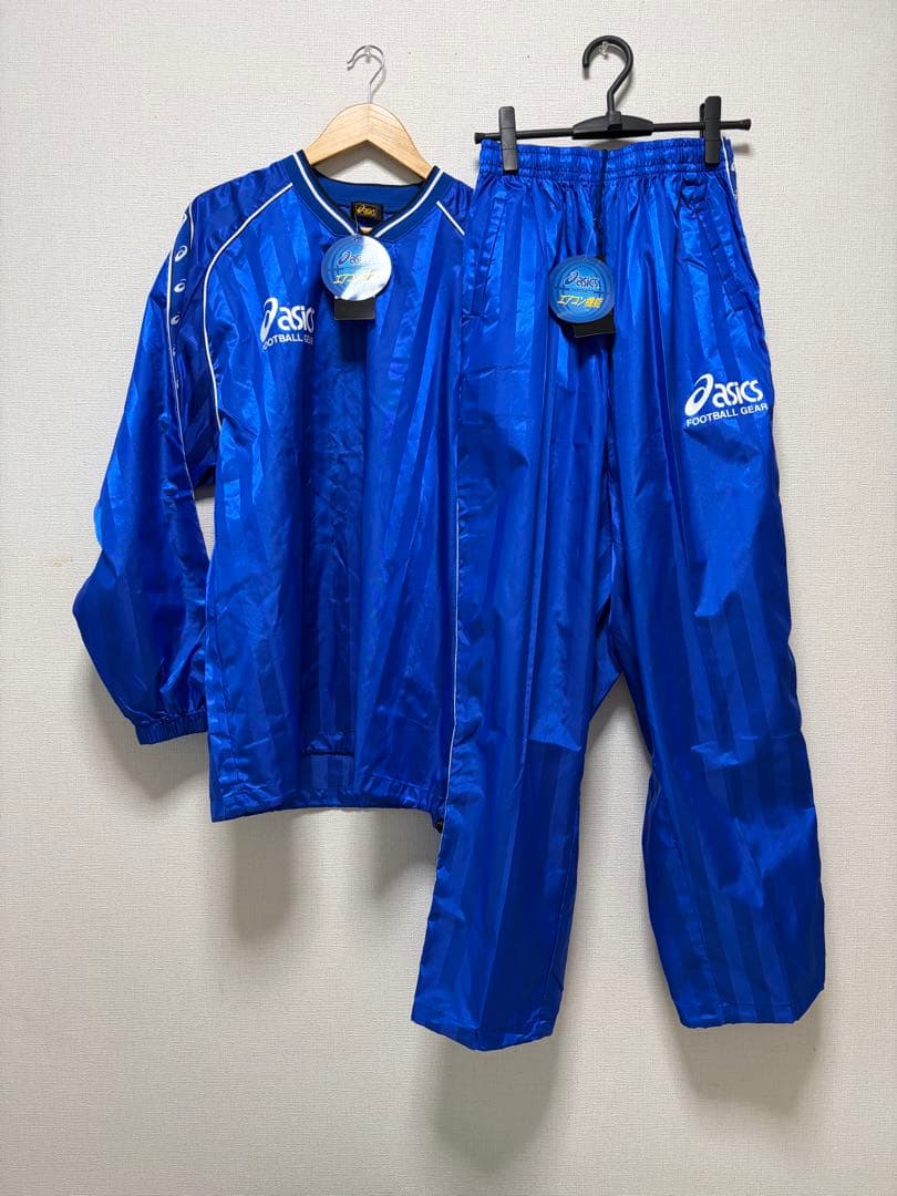 激レア　新品　アシックス　ピステ　フットボールギア　Oサイズ