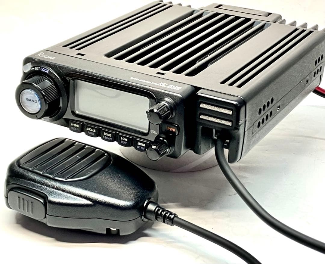 アイコムIC-208D 50w/50w アマチュア無線機