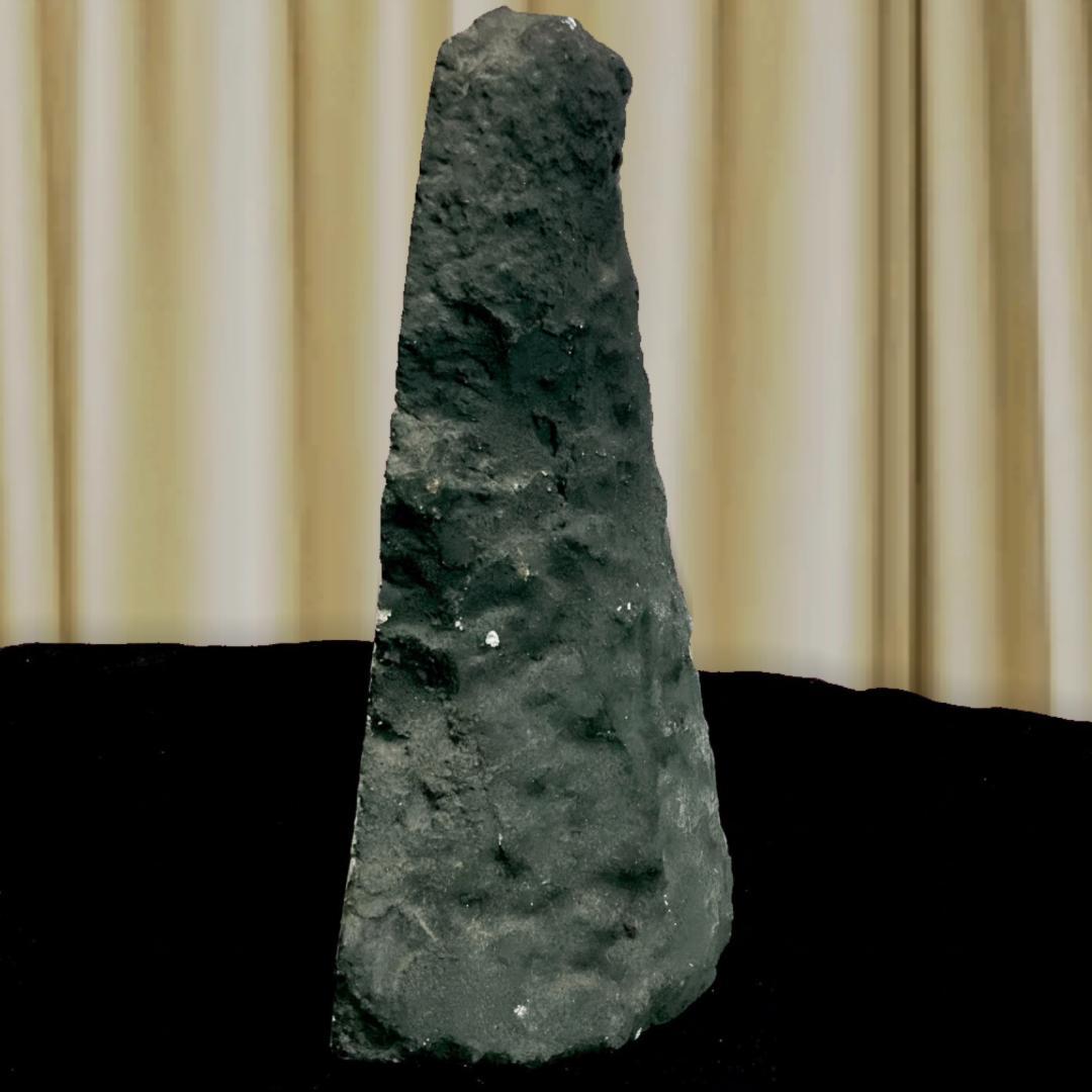 【大型・美形】アメジスト ジオード 6.1kg 高さ31cm 鑑賞石