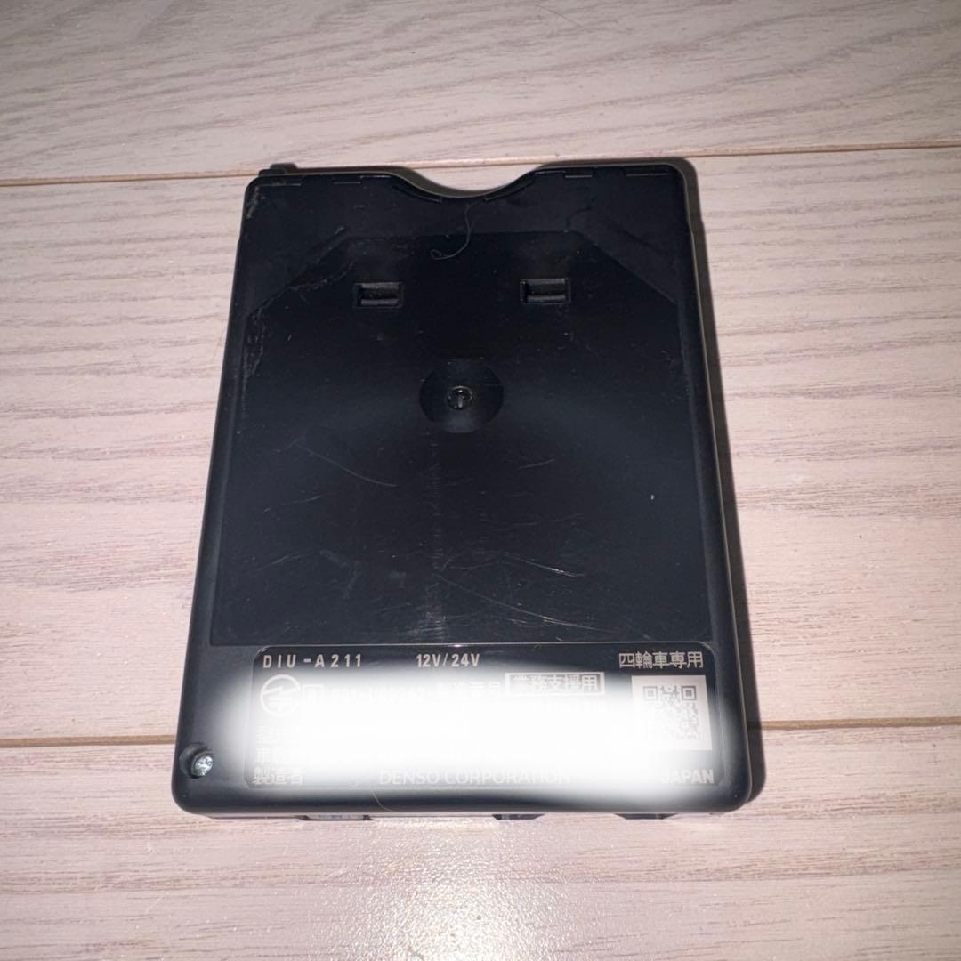 デンソー　ETC2.0 DIU-A211 新車取り外し　(配線・アンテナは新品)