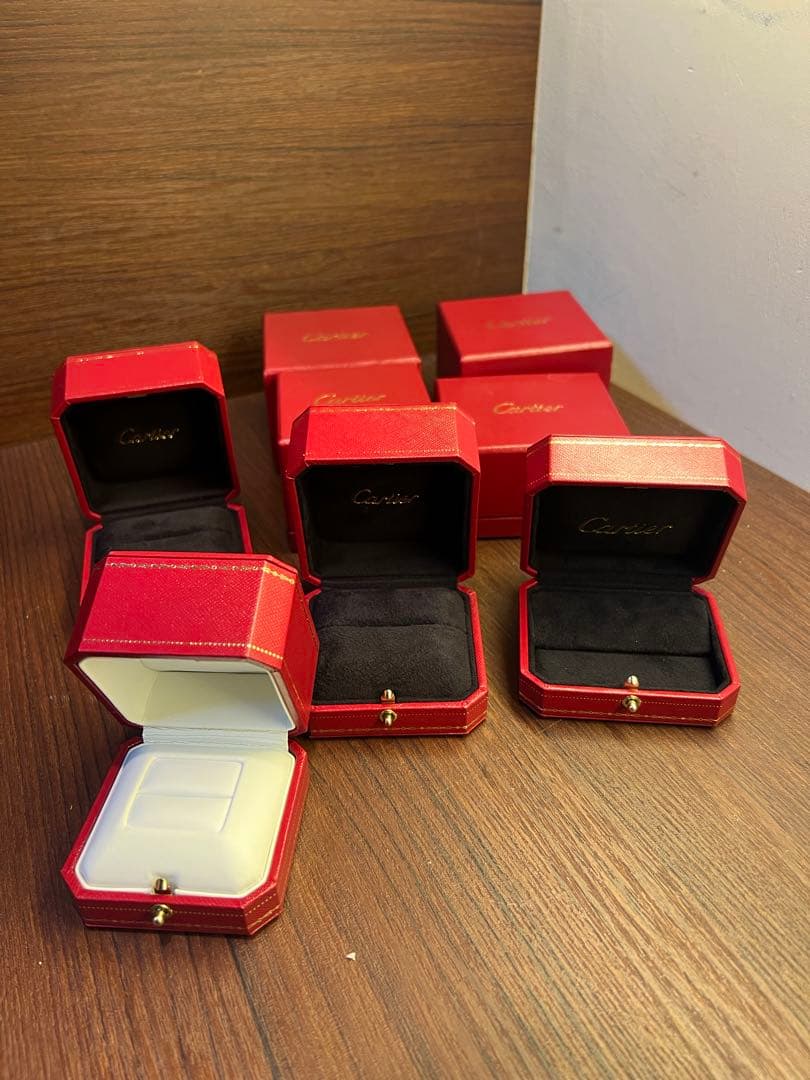 Cartier レッドレザー ジュエリーボックス 4個セット