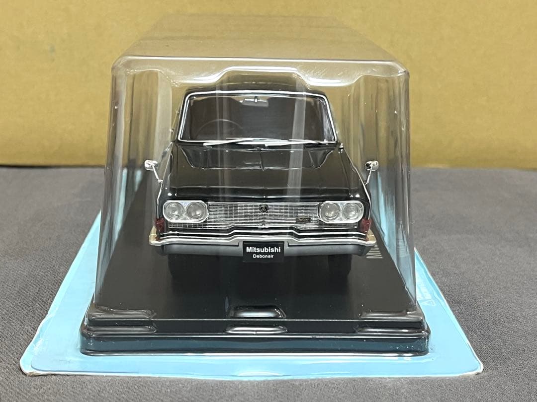 アシェット 国産名車 1/24 三菱 デボネア 1964 ミニカー 旧車