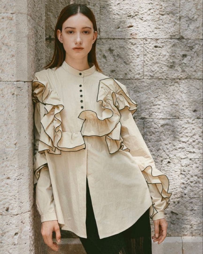 トップス eaphi Feeling Frills Blouse