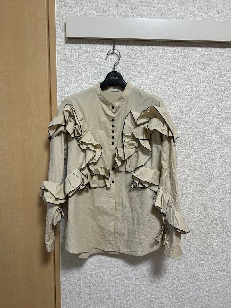 トップス eaphi Feeling Frills Blouse
