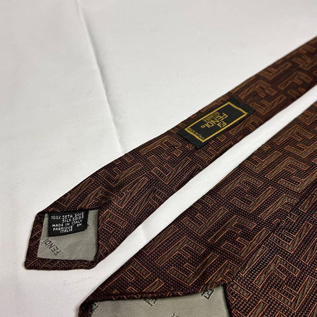 美品☆フェンディ☆ネクタイ☆ズッカ柄☆ブラウン☆F柄☆茶系☆597