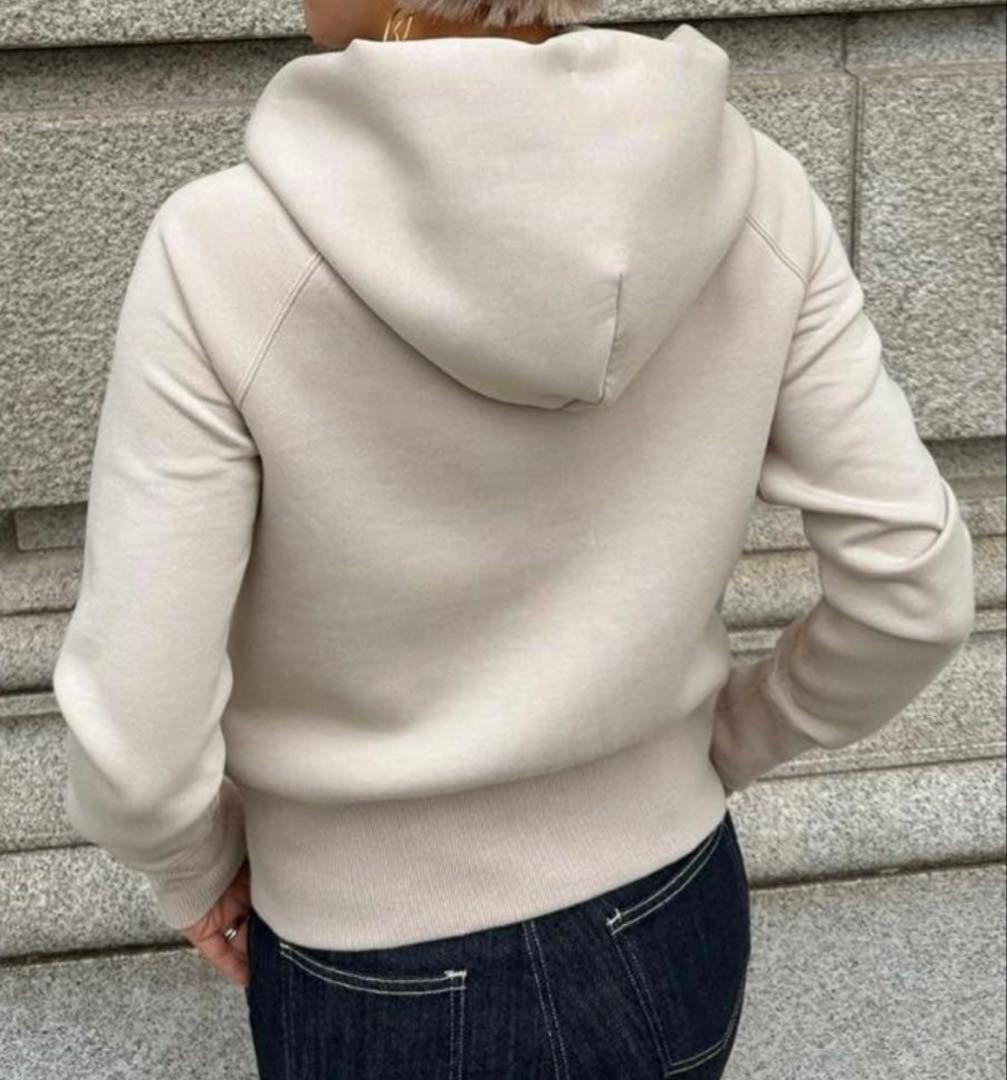 【新品未使用】JENNE 日本製美ラインパーカー UVカット　ジェンヌ