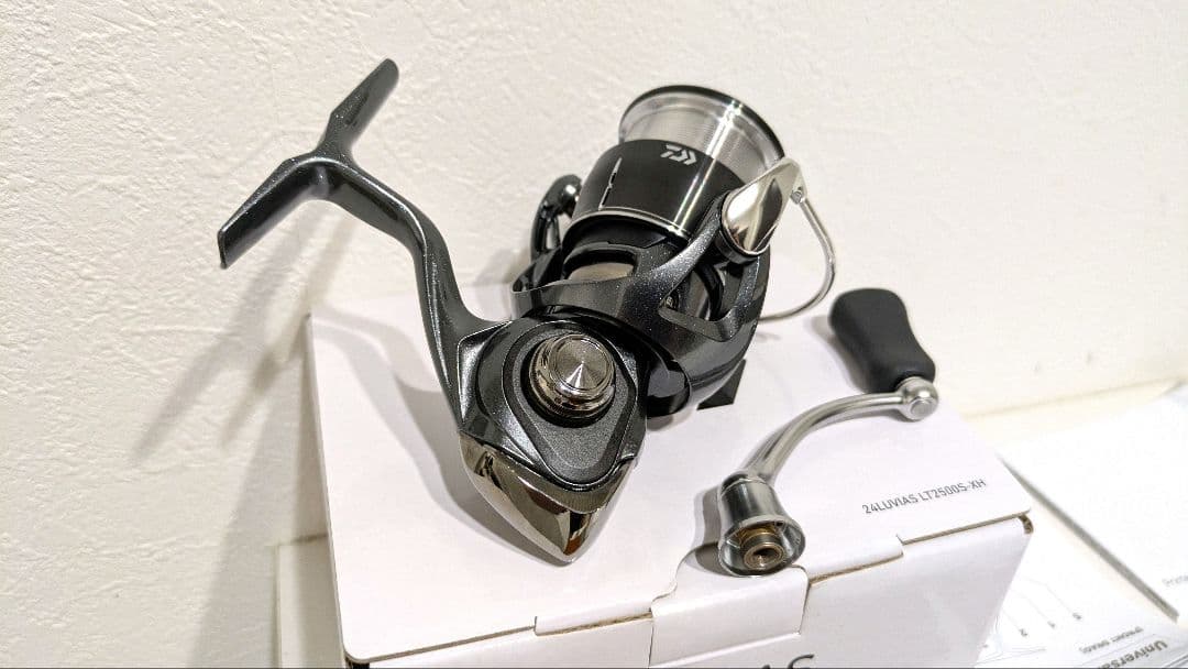 19日迄！新品未使用Daiwa LUVIAS LT2500S-XH 24ルビアス