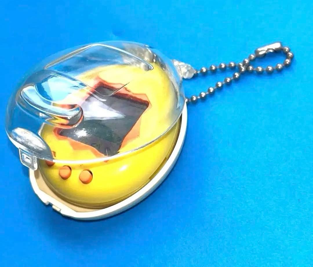 【美品】初代たまごっち (イエロー) 保護ケースと電池付き　動作確認済