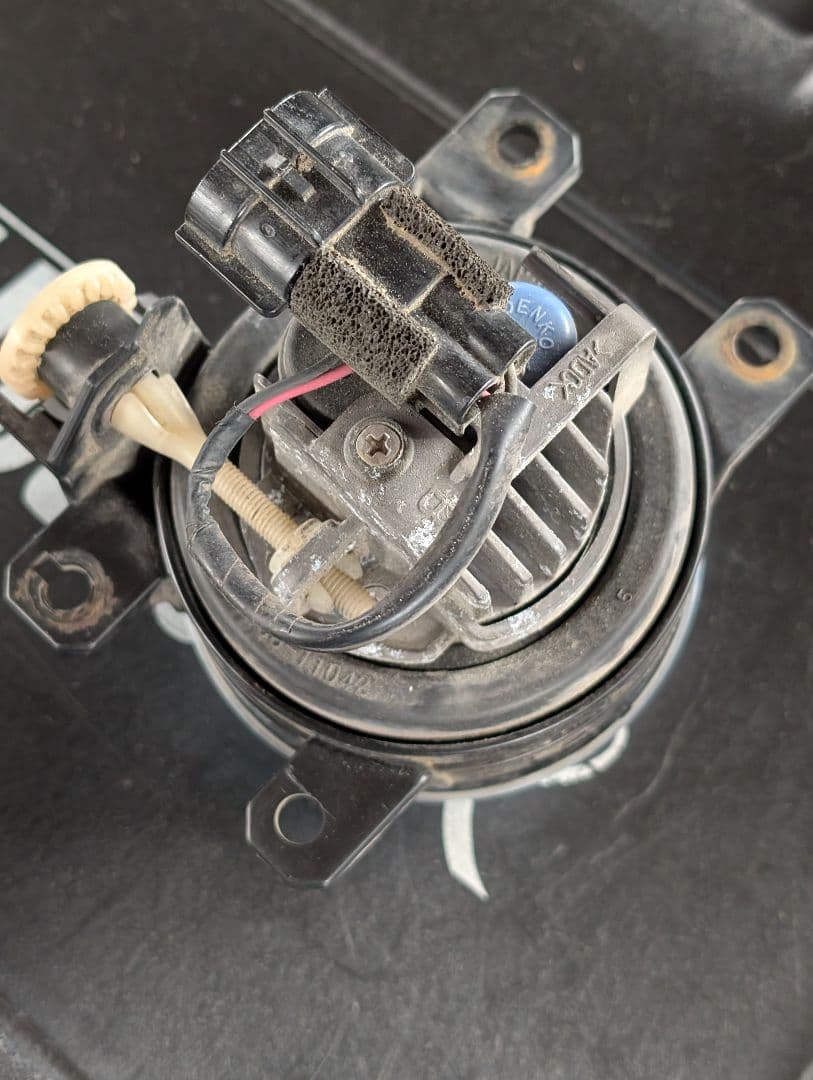 N-BOX 純正オプション LEDフォグランプ KOITO 114-62177