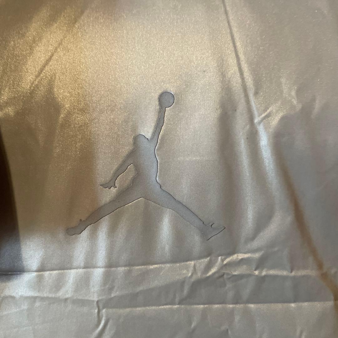 JORDAN ジャンプマン 刺繍 リバーシブル ダウンベスト L 黒 グレー
