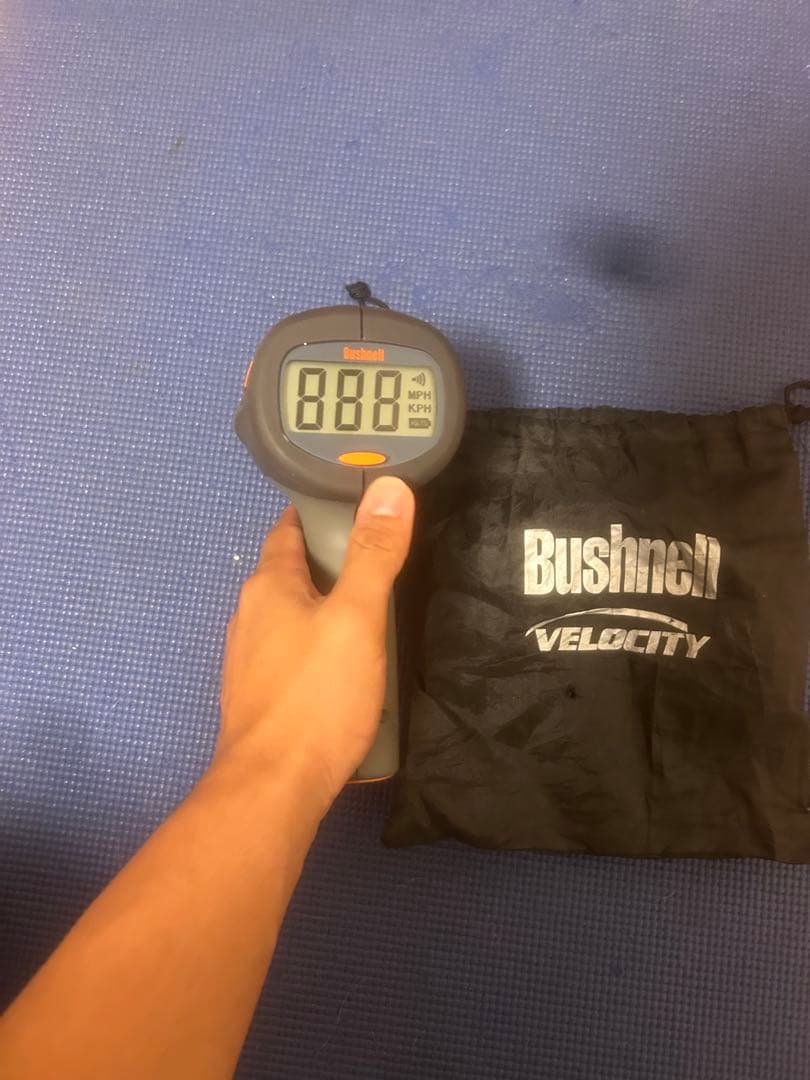 Bushnell Velocity スピードガン 収納袋付き