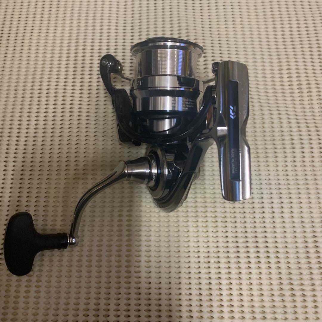 リール DAIWA 18 EXIST LT3000S-CXH (0005 5719)