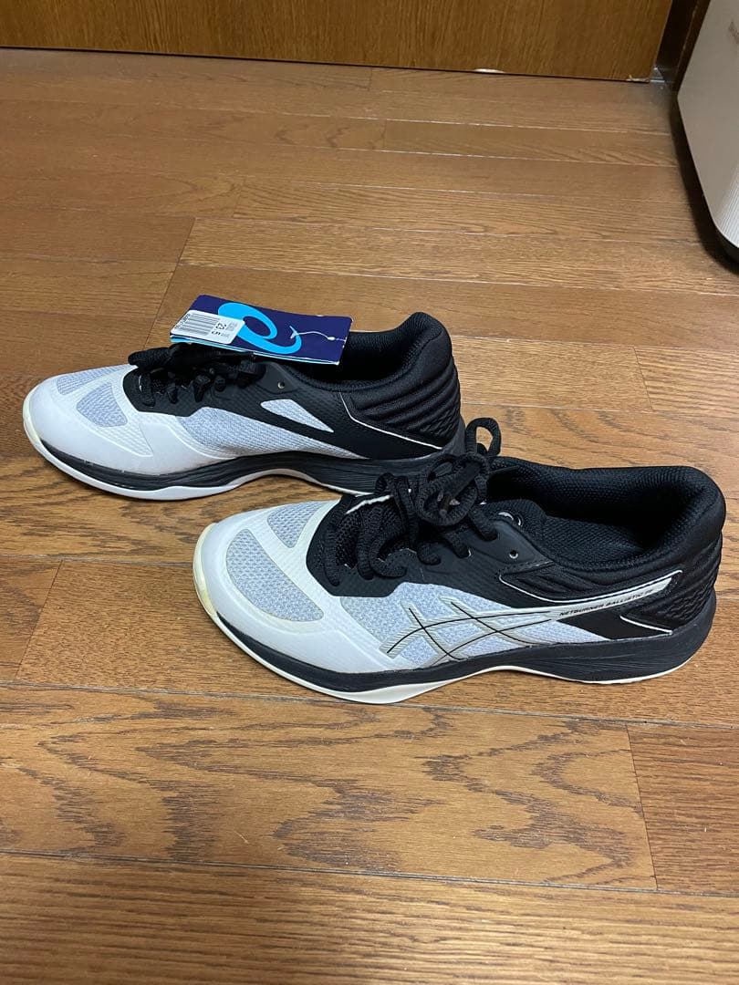 バレーボール シューズ アシックス