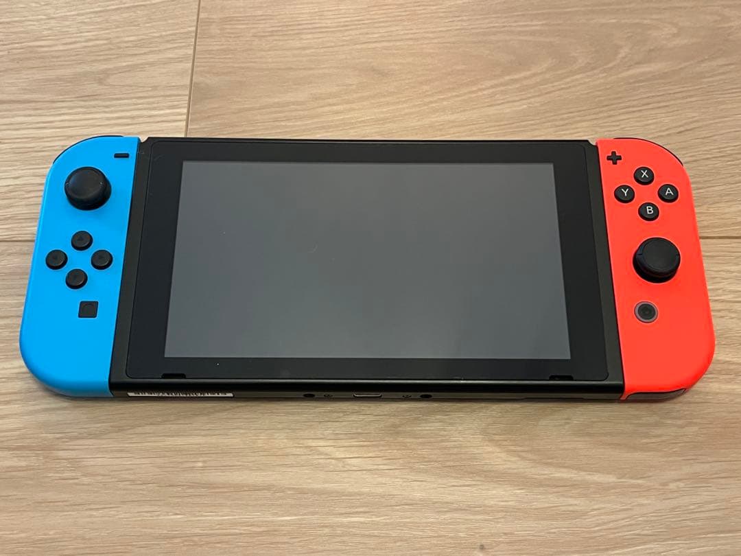 Nintendo Switch 本体と付属品(専用ドックとAC電源2台込み)