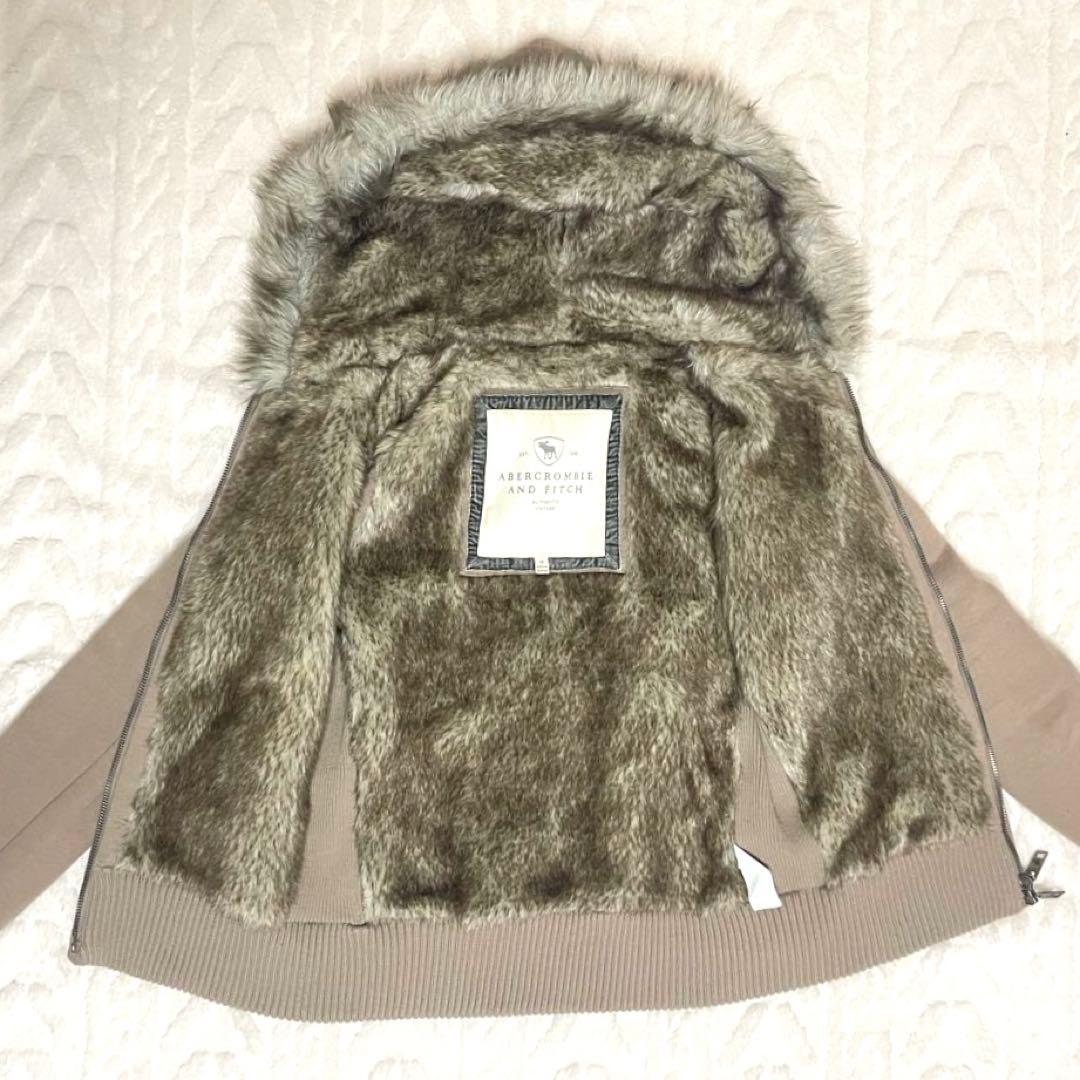 アバクロ　パーカー　極暖 S ブラウン　Abercrombie & Fitch