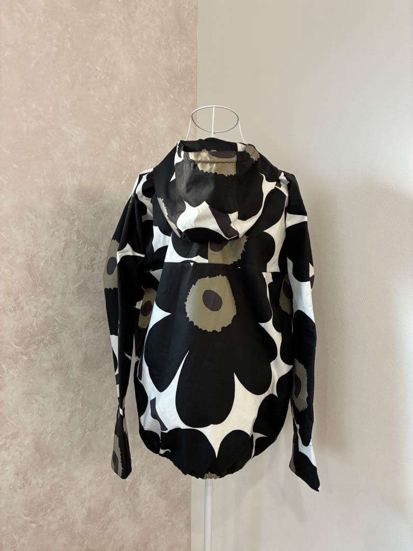 Marimekko マリメッコ　アノラック　ウニッコ　パーカー　アウター XS