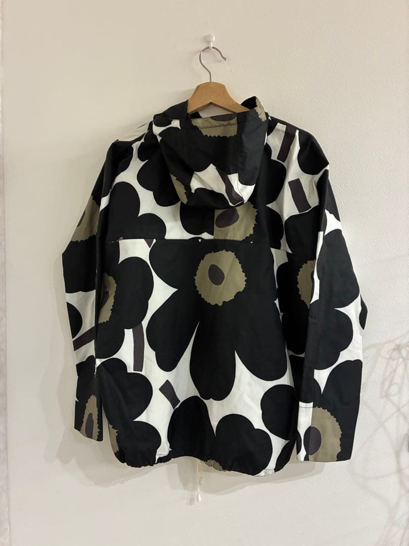 Marimekko マリメッコ　アノラック　ウニッコ　パーカー　アウター XS