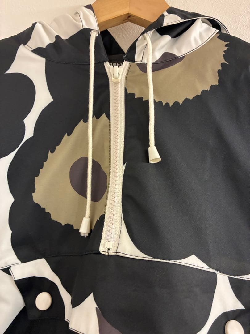 Marimekko マリメッコ　アノラック　ウニッコ　パーカー　アウター XS