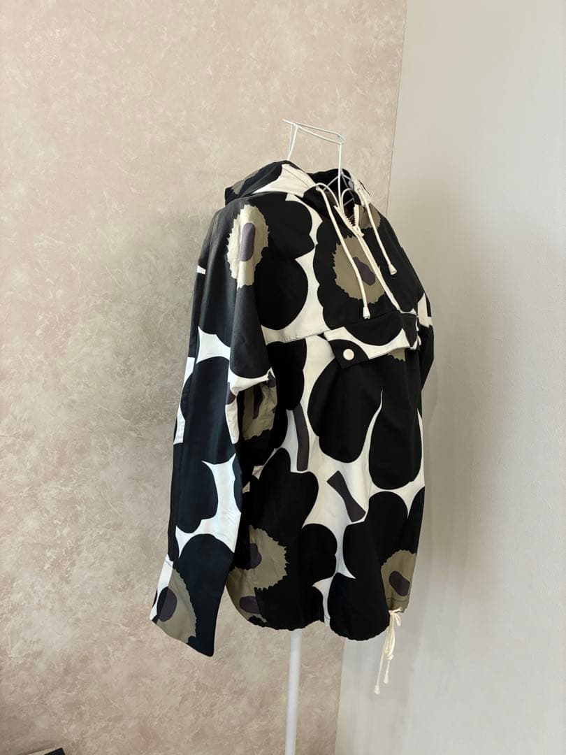 Marimekko マリメッコ　アノラック　ウニッコ　パーカー　アウター XS