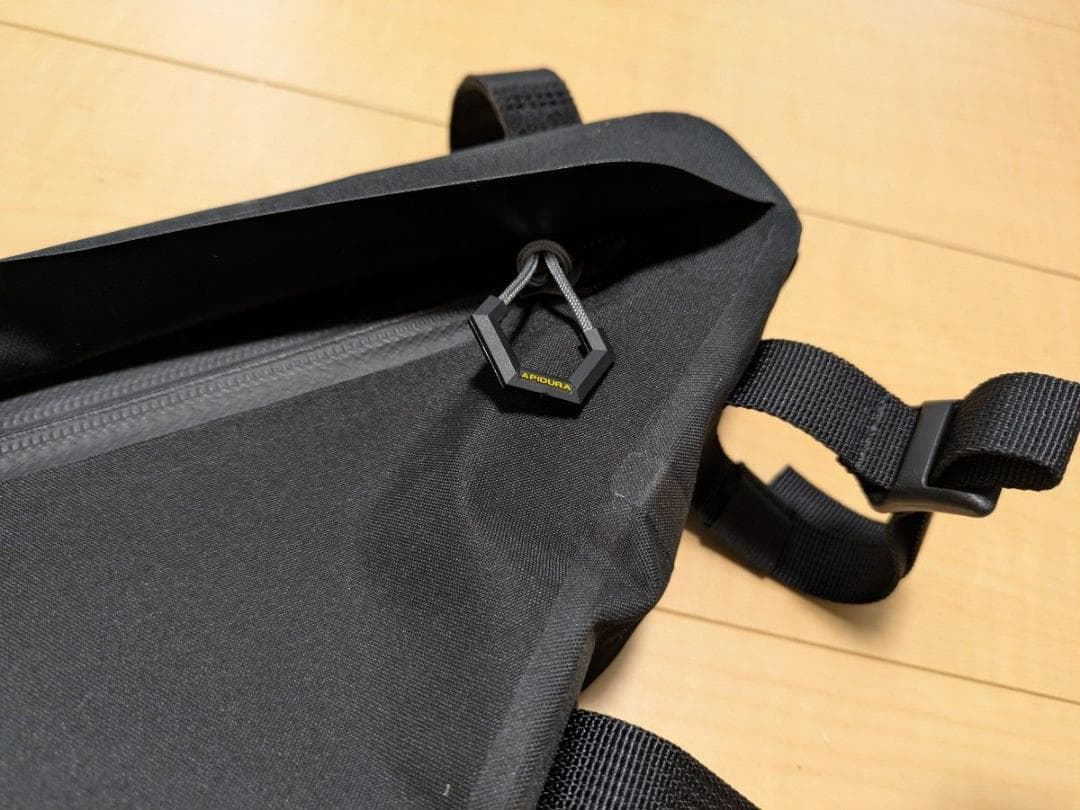 APIDURA フレームバッグ RACING FRAME PACK 4L