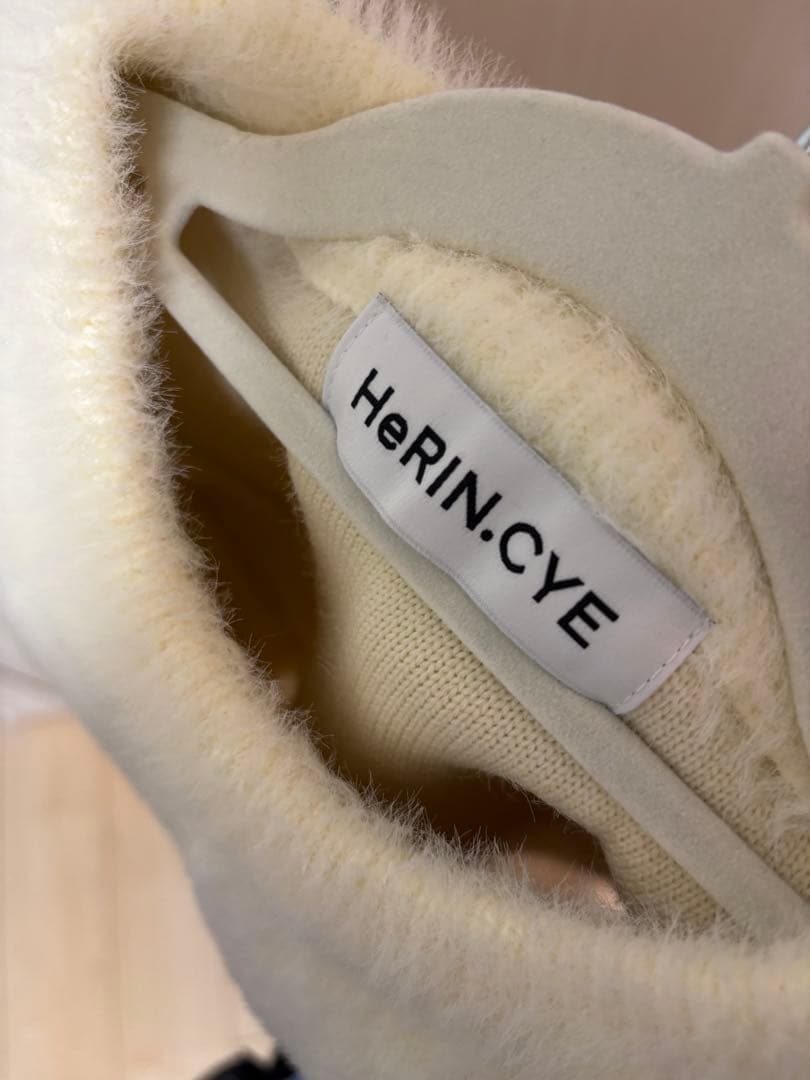 こよちさん　専用　herin.cye シャギーニット