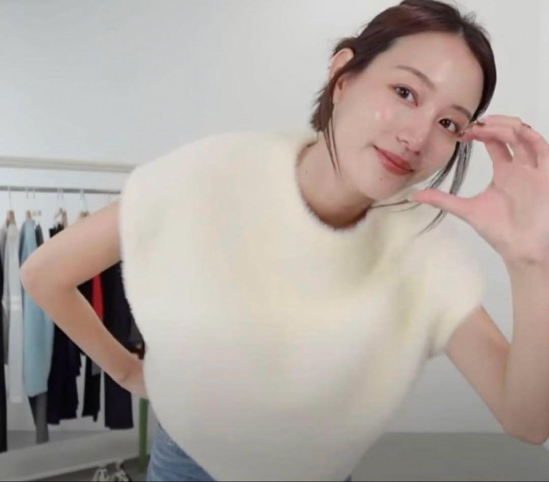 こよちさん　専用　herin.cye シャギーニット