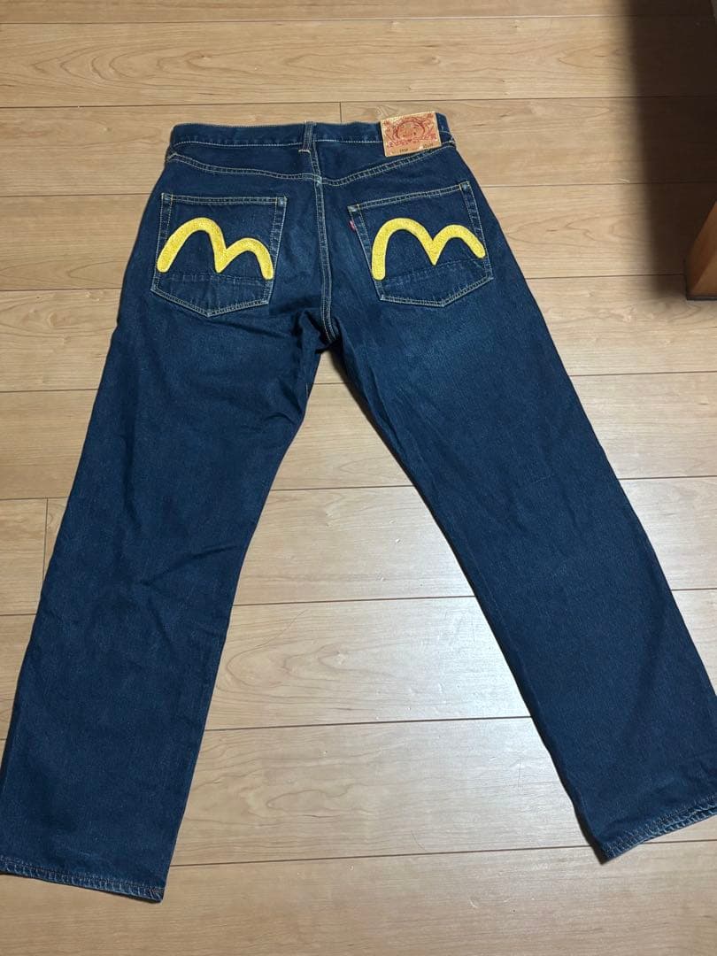 EVISU 刺繍ストレートデニムパンツ
