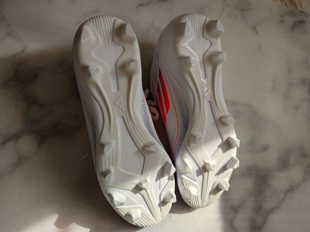 adidas 新品 F50 サッカーシューズ 23cmホワイト/ブルー/オレンジ