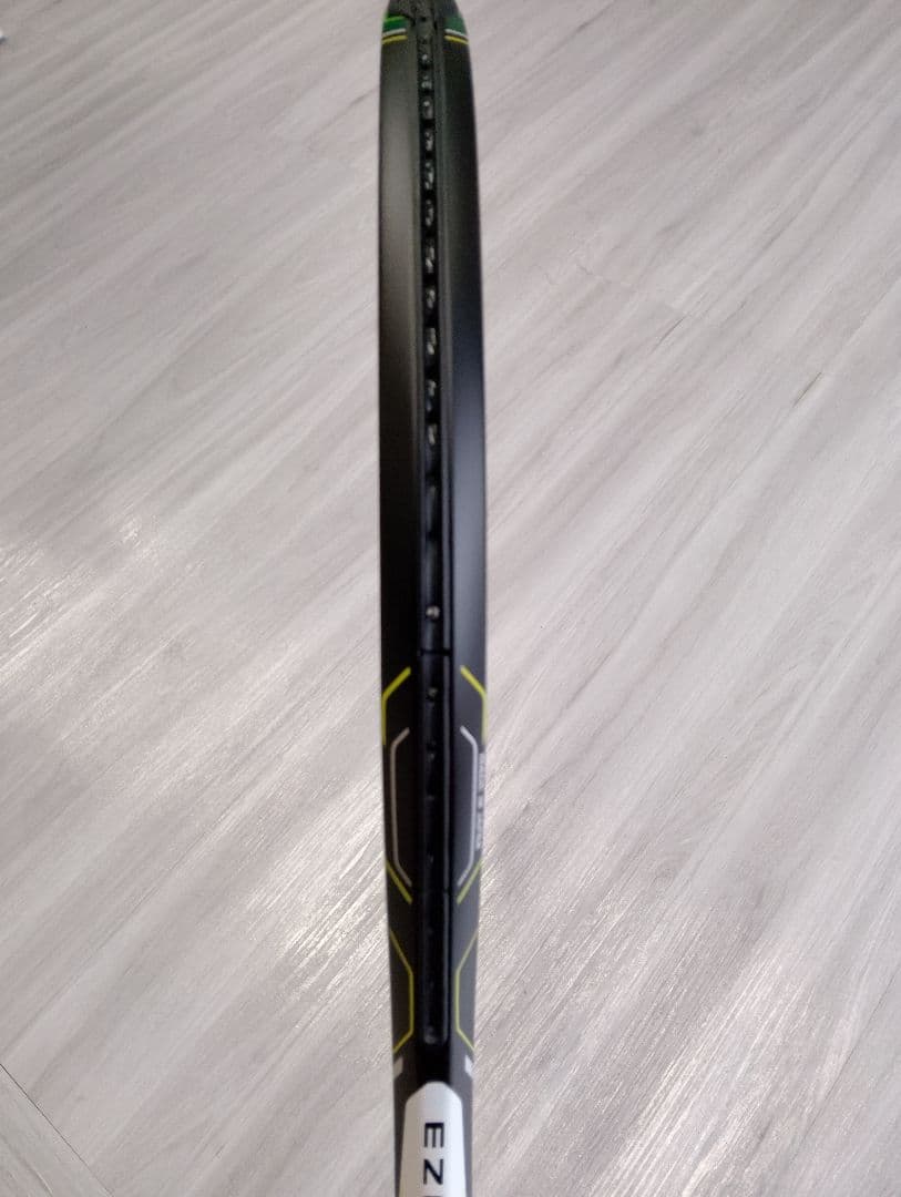 YONEX EZONE 100 テニスラケット イーゾーン100