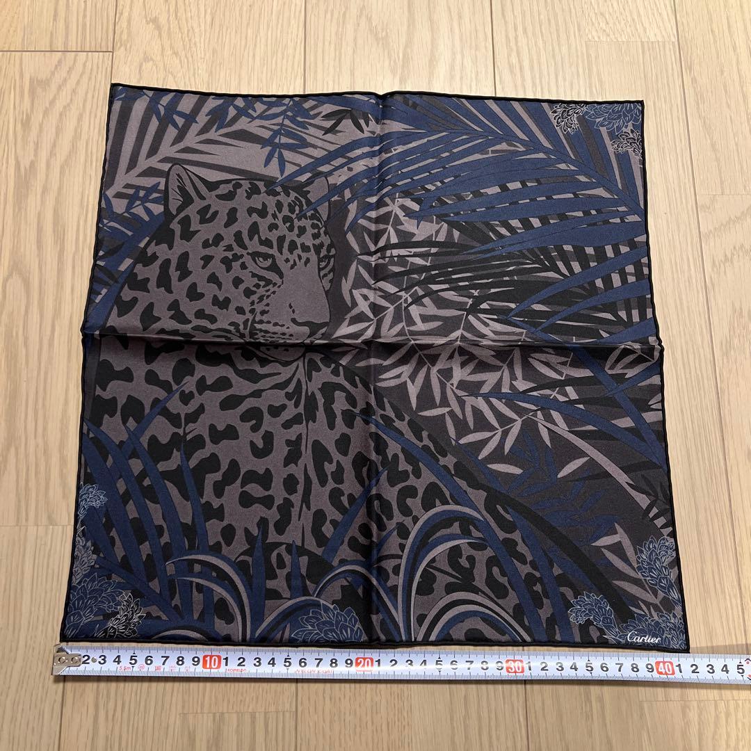 toyo様　Cartier パンテール　100% シルクスカーフ