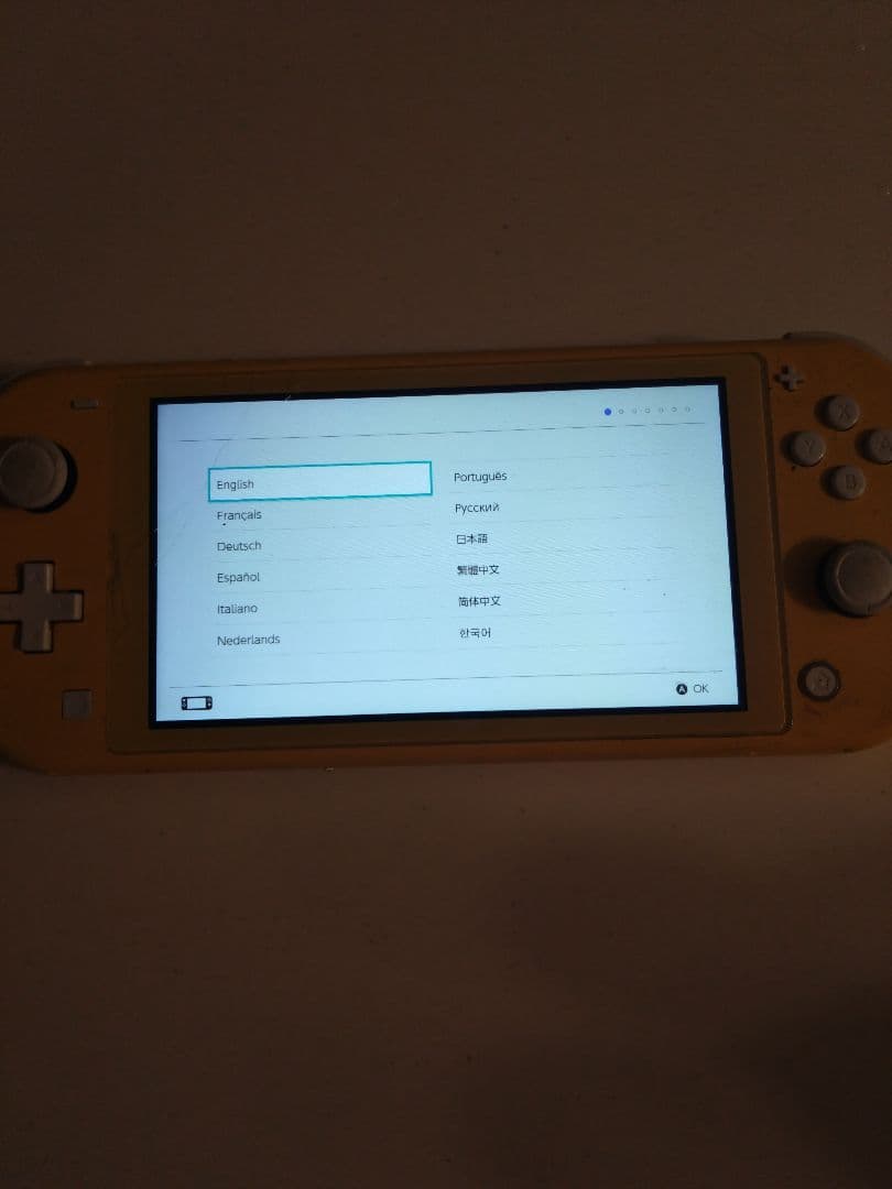Nintendo Switchlight 本体 イエロー 2020年モデル