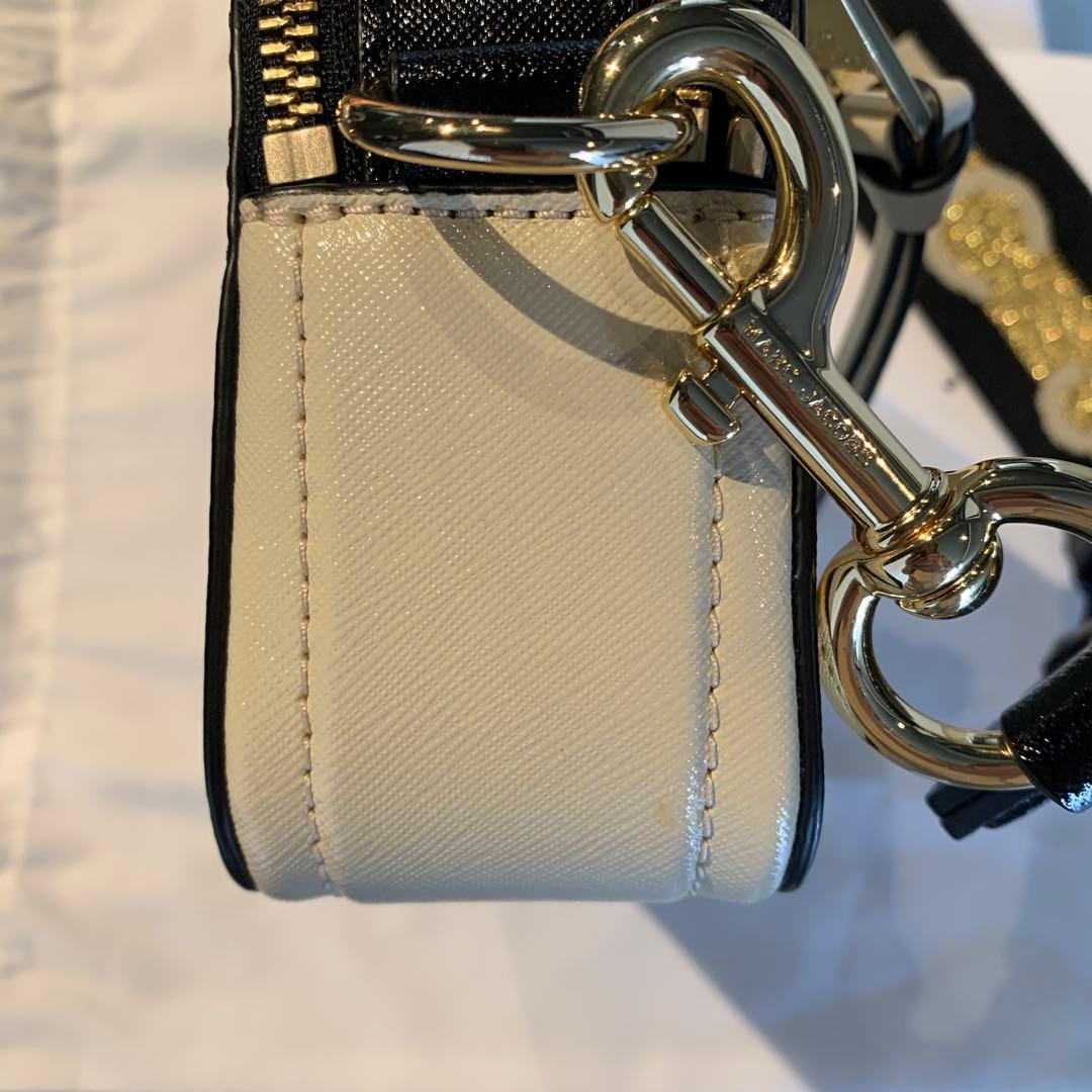 MARC JACOBS ホワイトショルダーバッグ