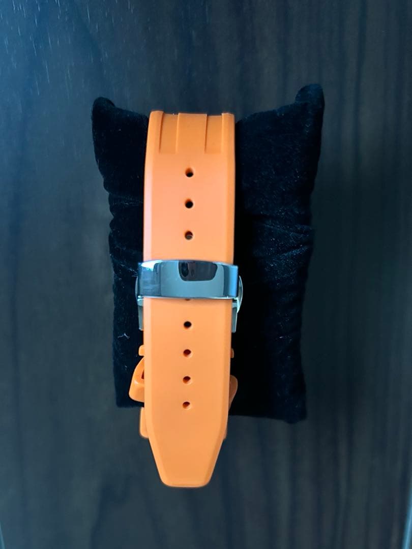 フ*ン様 G-SHOCKカシオーク風　オレンジ ラバーベルト