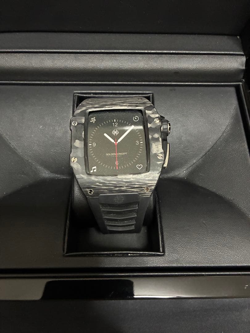 ゴールデンコンセプト 44mm