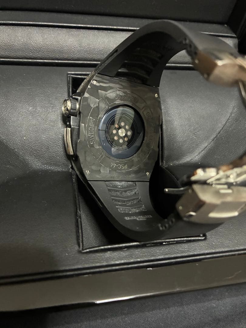ゴールデンコンセプト 44mm
