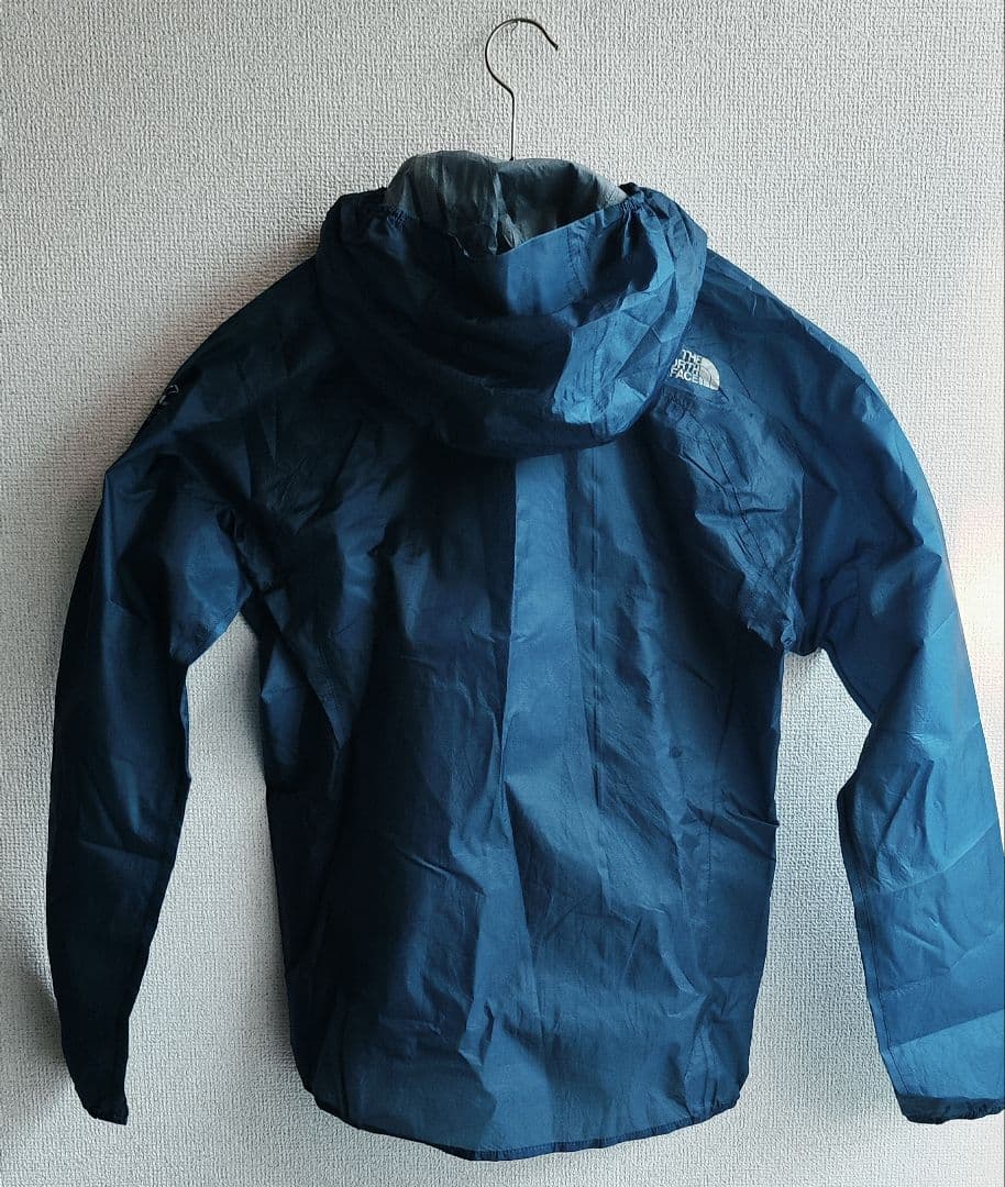 【美品】ノースフェイス ストライクトレイルフーディー NPW61672