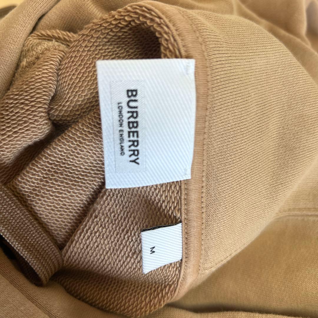 BURBERRY ベージュ ロゴフードパーカー