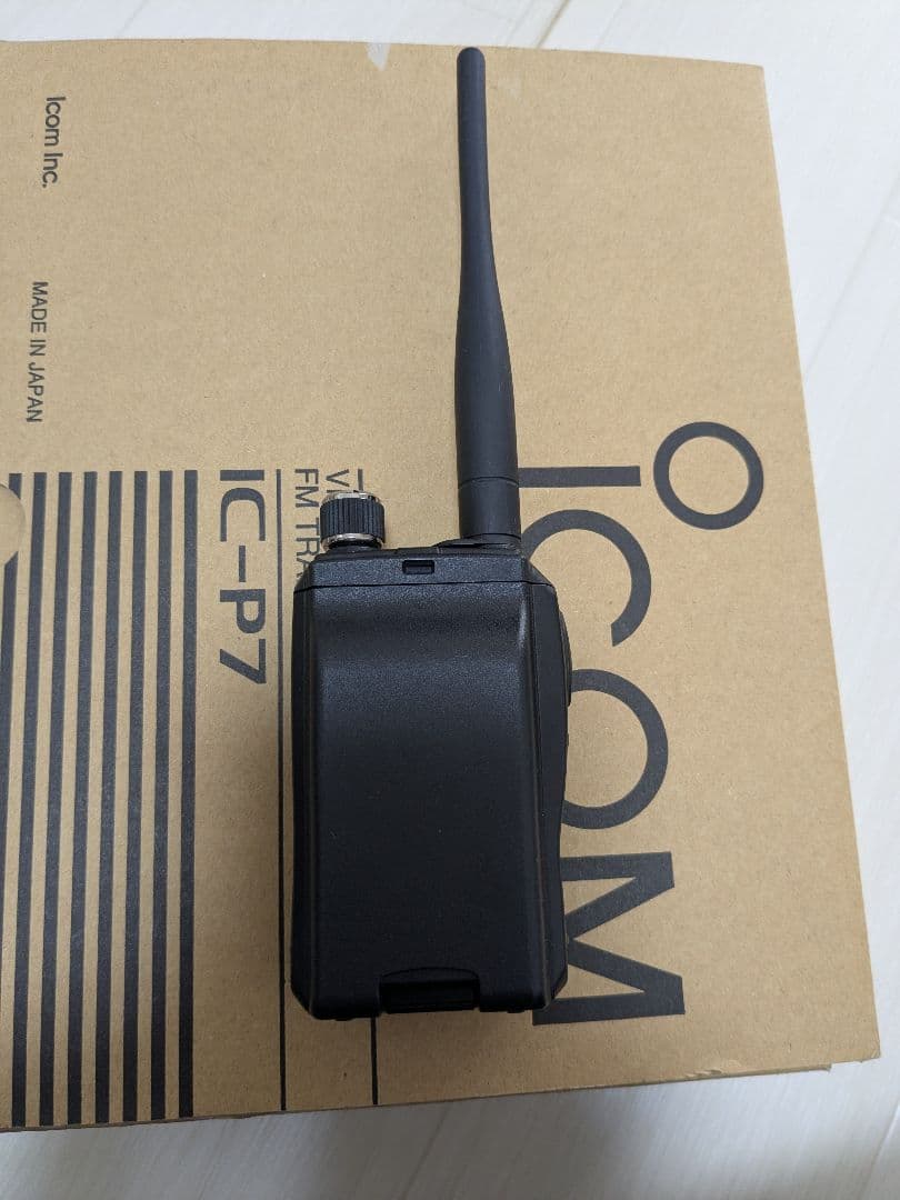ICOM IC-P7 VHF/UHFトランシーバー