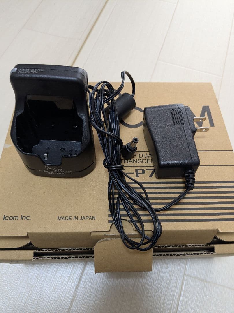 ICOM IC-P7 VHF/UHFトランシーバー