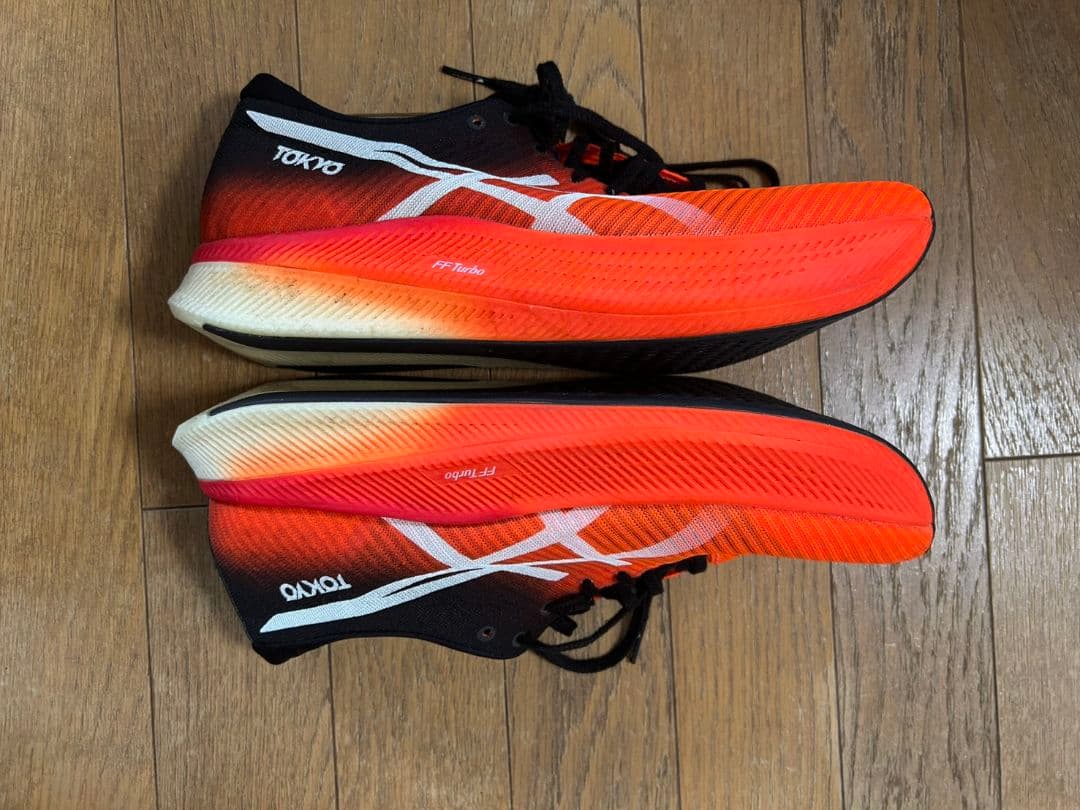 SPEED SKY メタスピード スカイ　asics