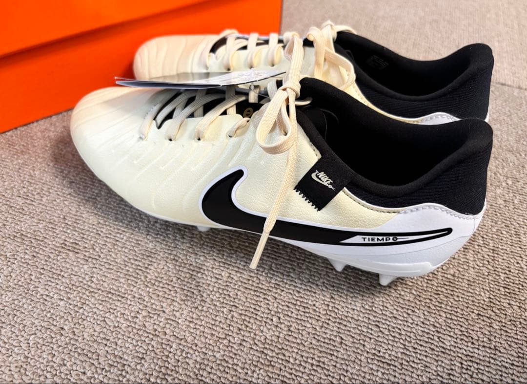 NIKE ティエンポ　アカデミー　サッカー　スパイク　25.5cm TIEMPO