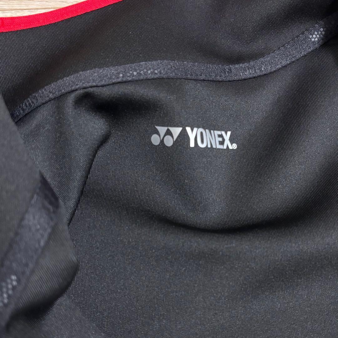 YONEXウォームアップウェア 生地厚め　暖かい