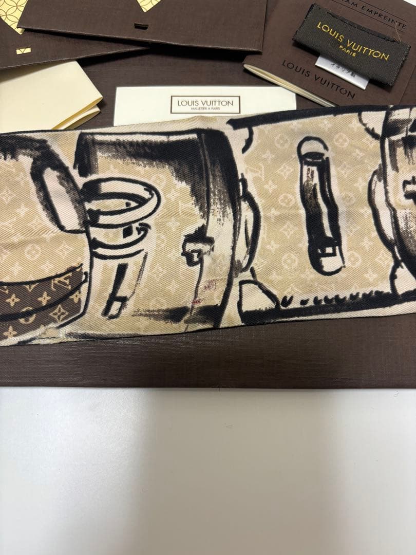 Louis Vuitton バンドー スカーフ ヴィトン